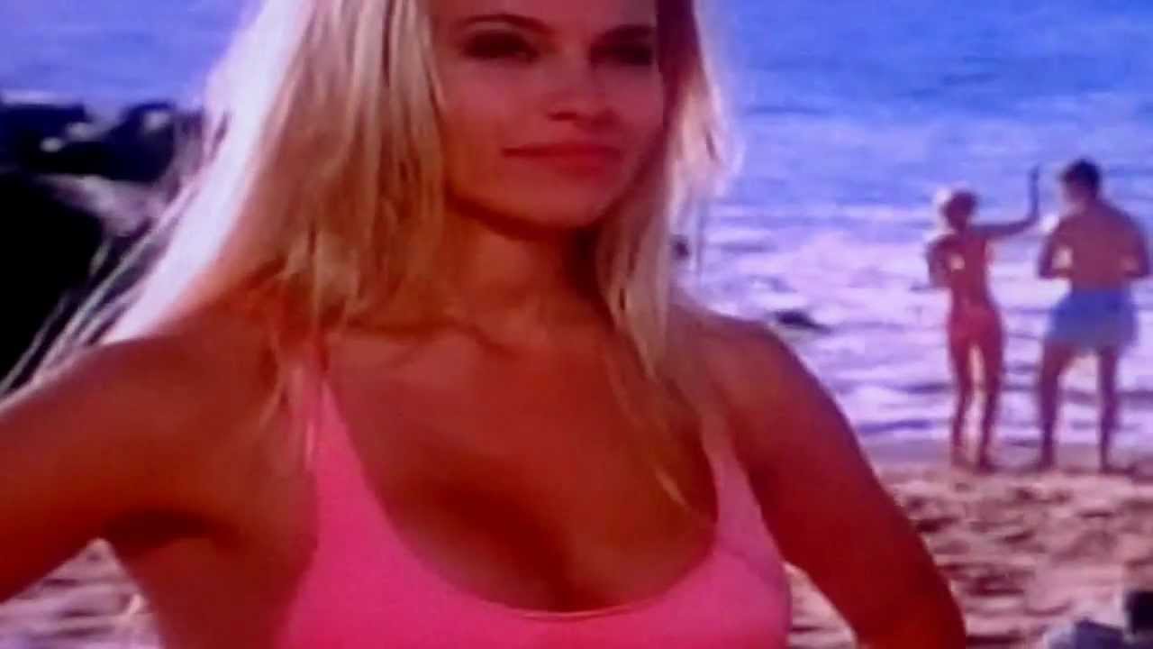Baywatch Training Pamela Anderson, Nicole Eggert Both in Sexy Pink  Purple Swimsuits  Guido