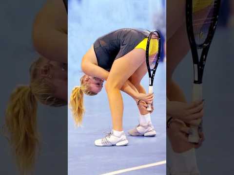 FUNNİEST MOMENTS İN WOMEN'S SPORTS #SHORTS