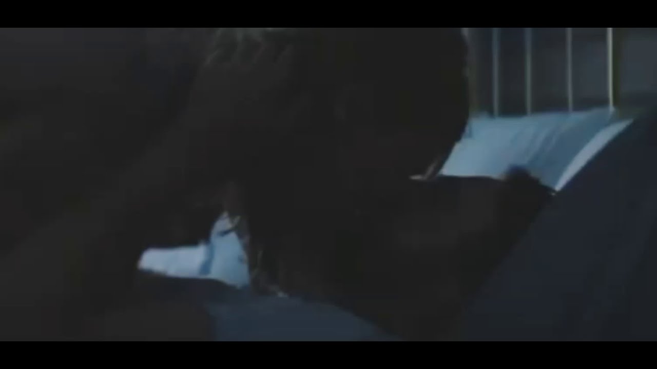 Jenna Coleman hot kissing scene