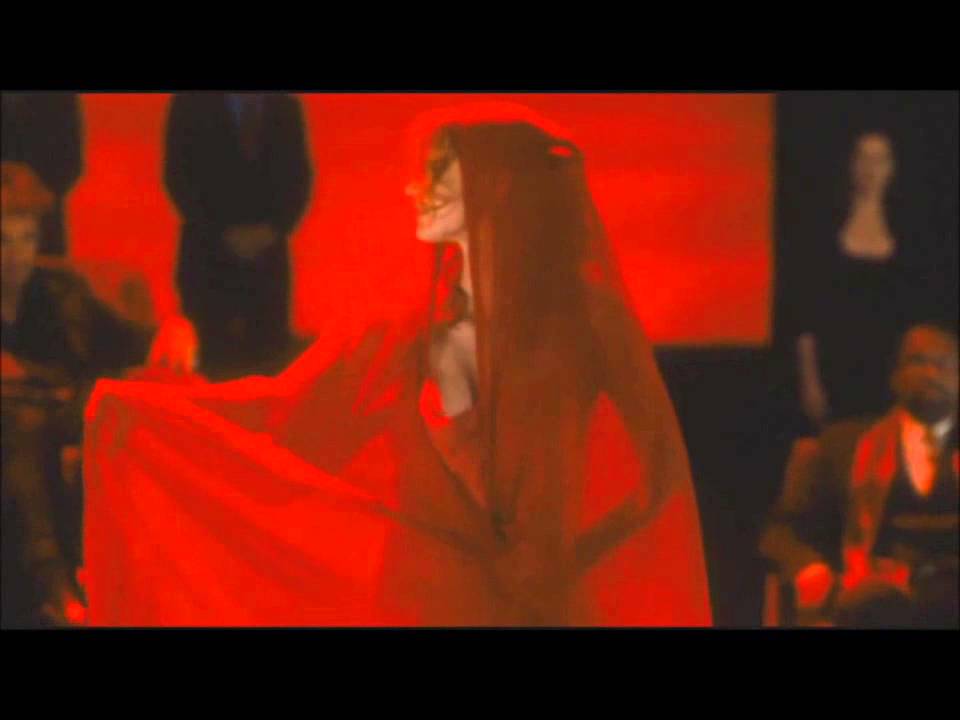 JESSİCA CHASTAİN AS SALOMé - CLİP DANCE