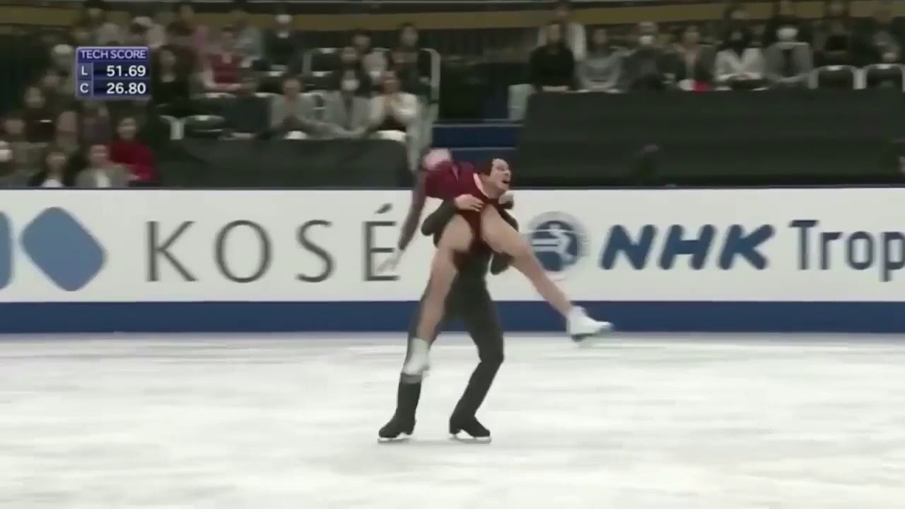 Olimpiyatlarda gösterisi aşırı seksi bulunan buz pateni takımı figürlerini değiştirdi