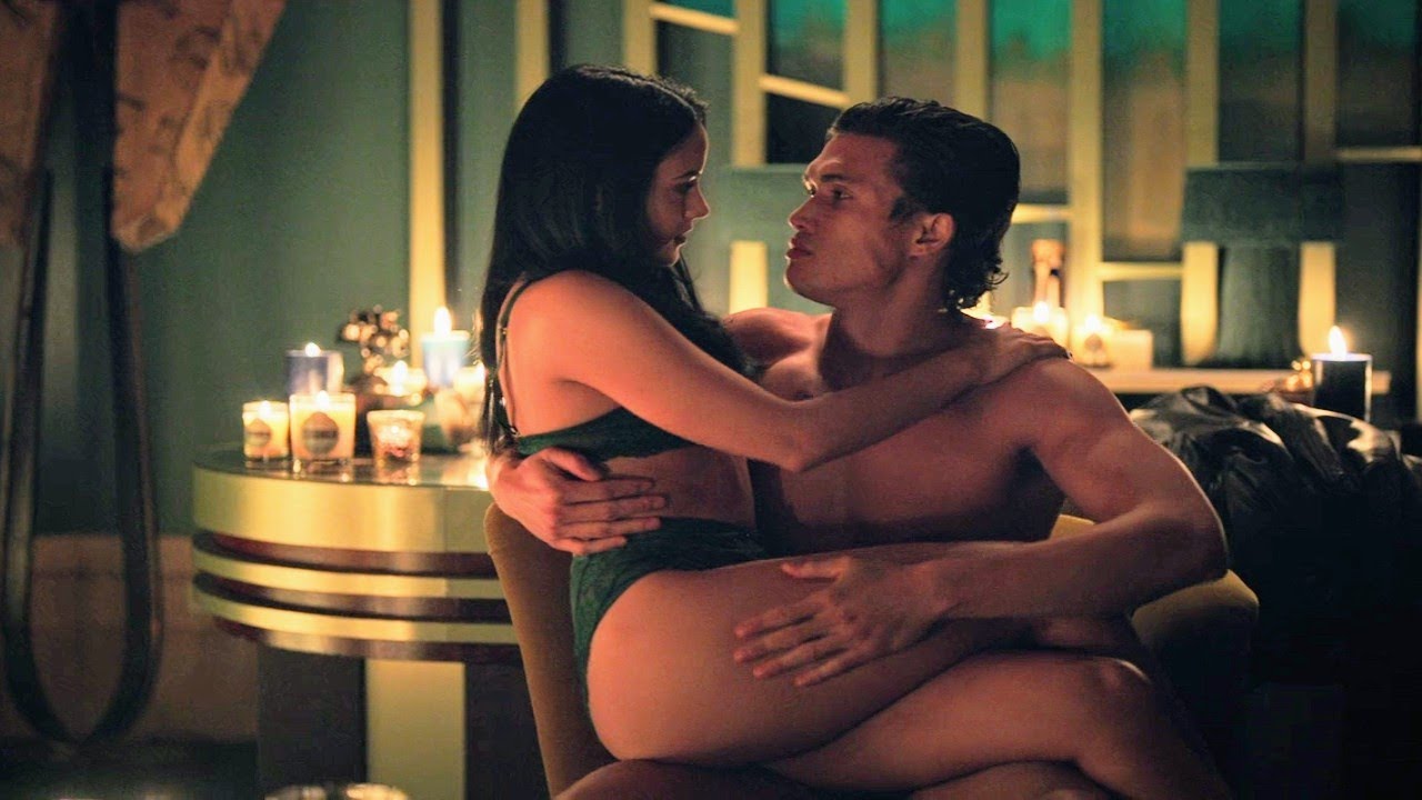 Veronica and Reggie hottest love scene | Riverdale season 06 episode 12