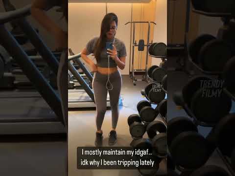 Tanya Hope Mirror Selfie Video (19/9/22) | TrendyFilmy