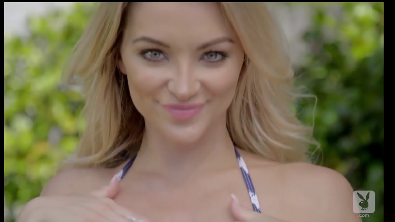 Lindsey Pelas MILKY BOOBS OUT OFF BRA SO HOT AND SPICEY