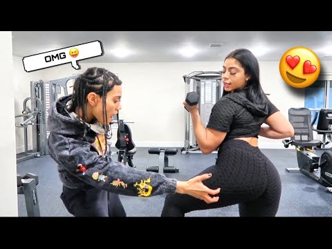 WORKING OUT WHILE WEARING TIKTOK FAMOUS BUTT-LIFTING LEGGINGS!