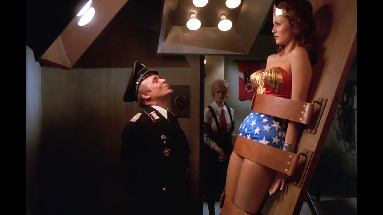WONDER WOMAN TİED, CHAİNED, INTERROGATED,  ESCAPES FROM THE NAZİS 1080P BD