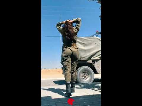 women soldier