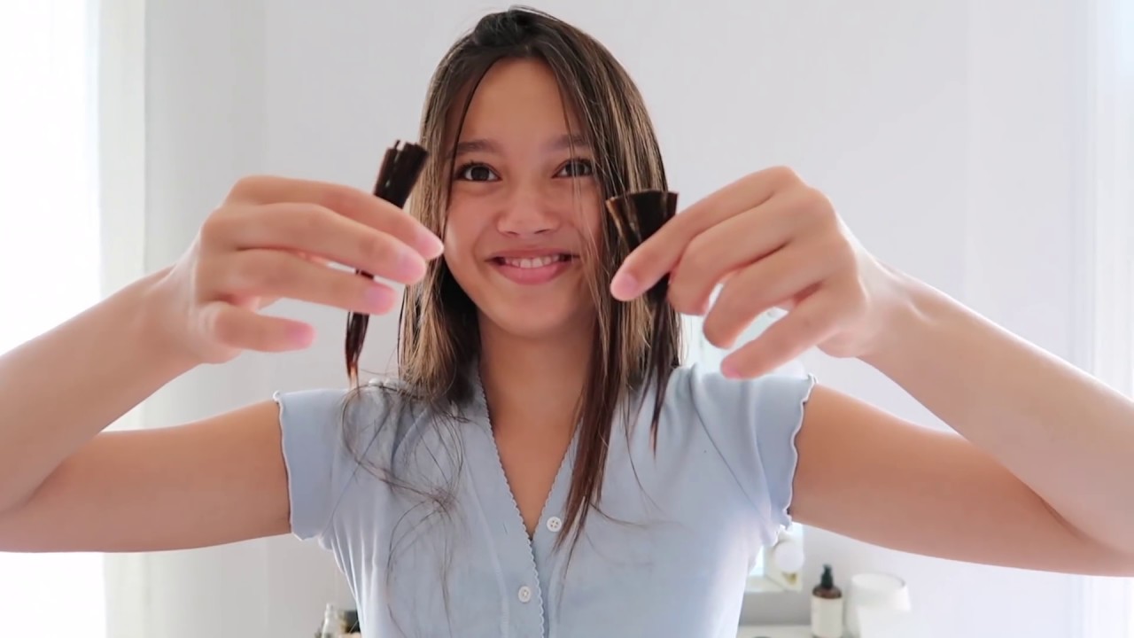 My sister gave me a haircut (intense) Lily Chee