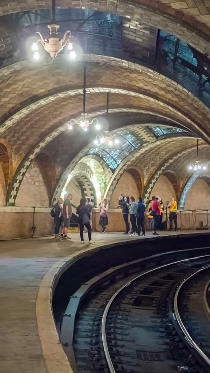 How to See an Abandoned NYC Subway Station