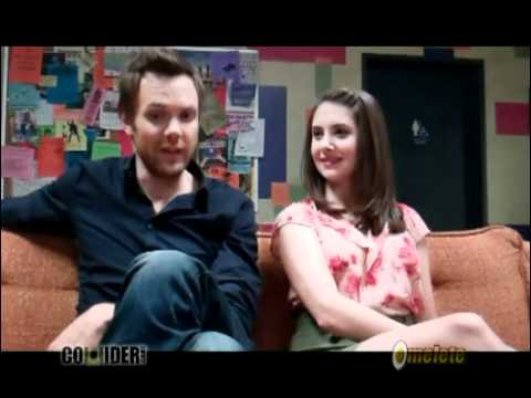 Joel Mchale and Alison Brie (Community) Season 3 interview