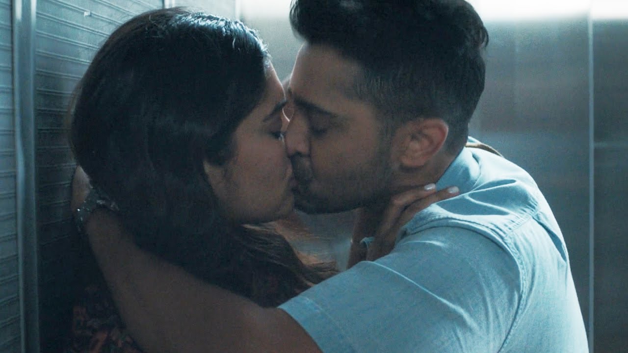The Resident 5x01 / Kissing Scenes — Devon and Leela (Manish Dayal and Anuja Joshi)