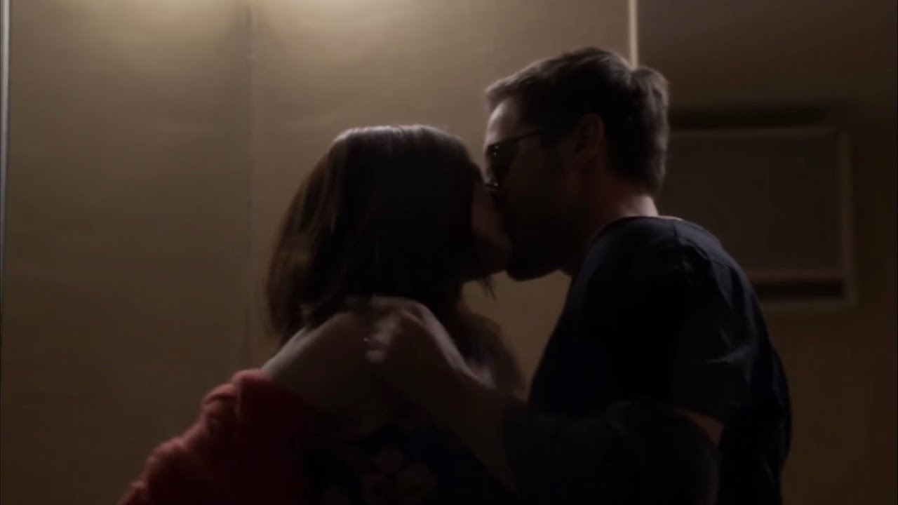 The Blacklist, Tom  Jolene kiss scene 1x15 Ryan Eggold, Rachel Brosnahan