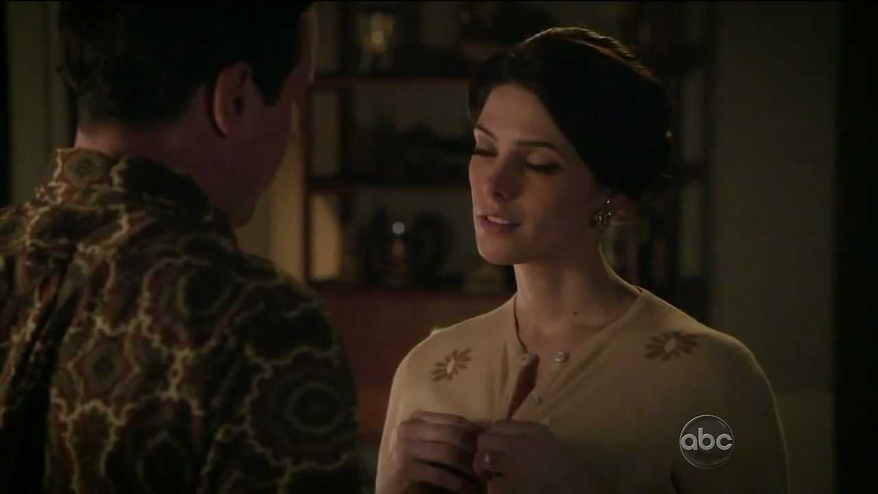 ashley greene and michael mosley in pan am - 'ı can't wait any longer'