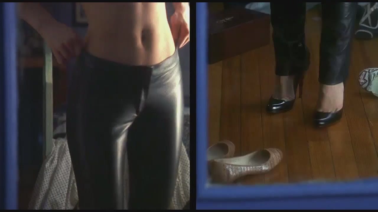 ⚫ Sarah Michelle Gellar in leather pants (2007)