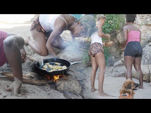 Outdoor Cooking Jamaican Breakfast on Beach SURVIVAL CHALLENGE