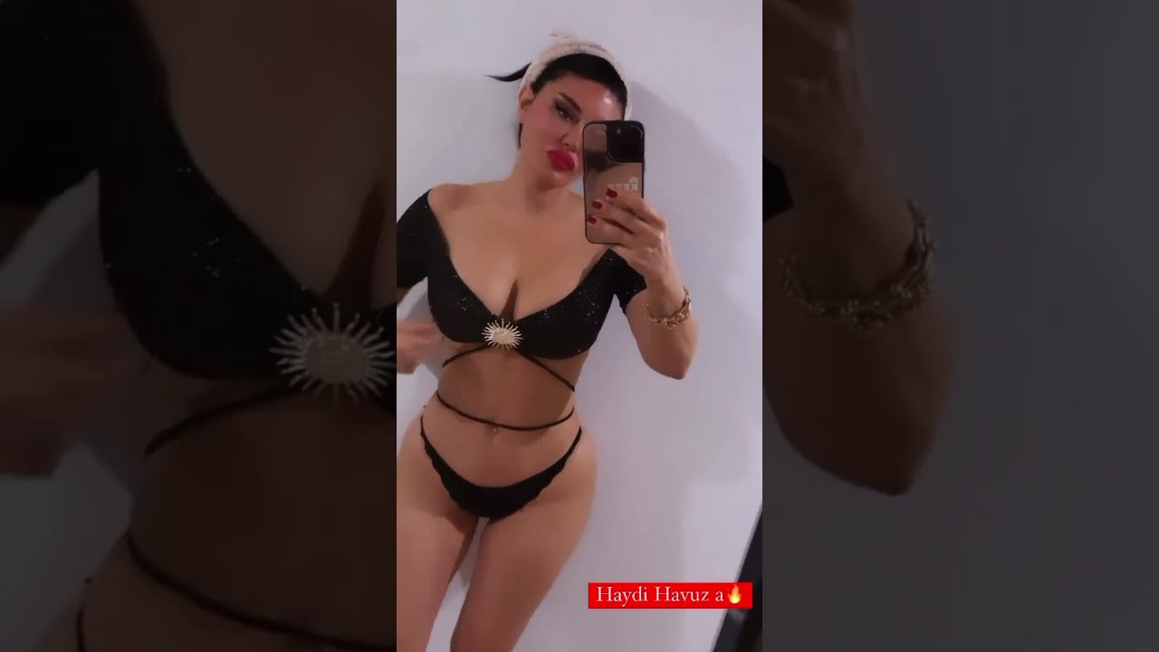 Ebru Polat Bikinili Siyah Tanga (2023)