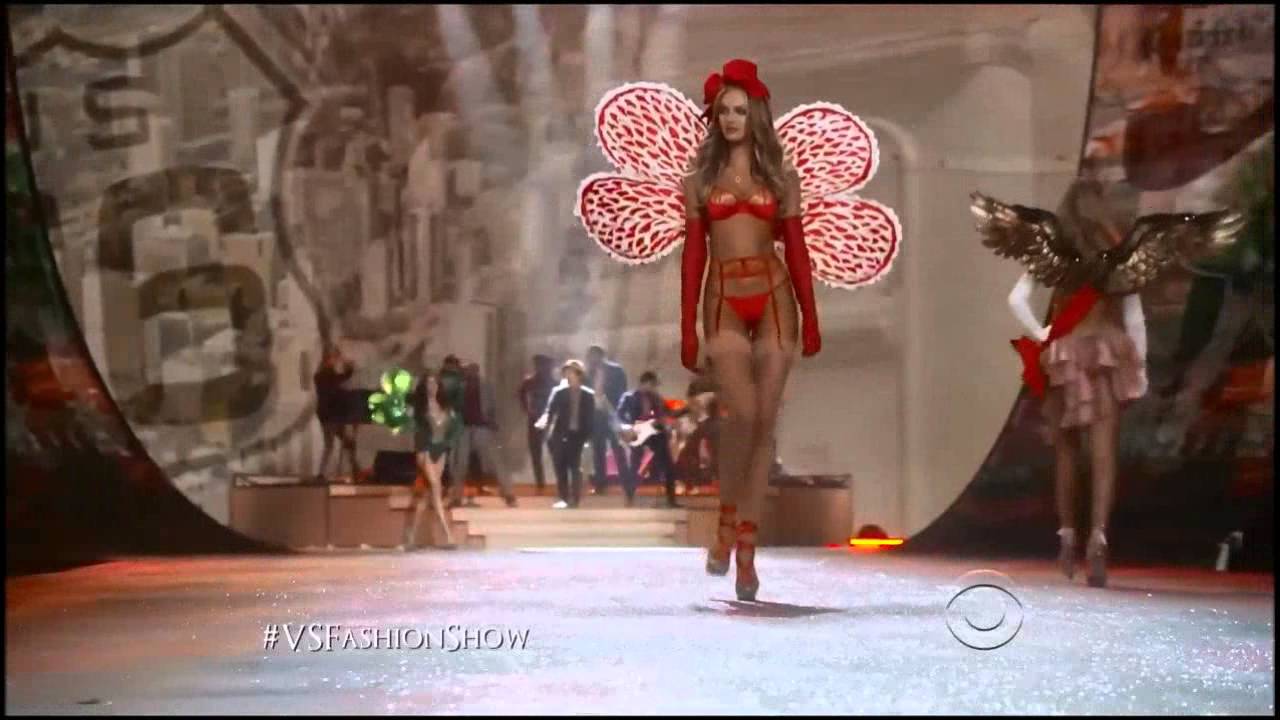 Victoria's Secret Fashion Show Candice Swanepoel