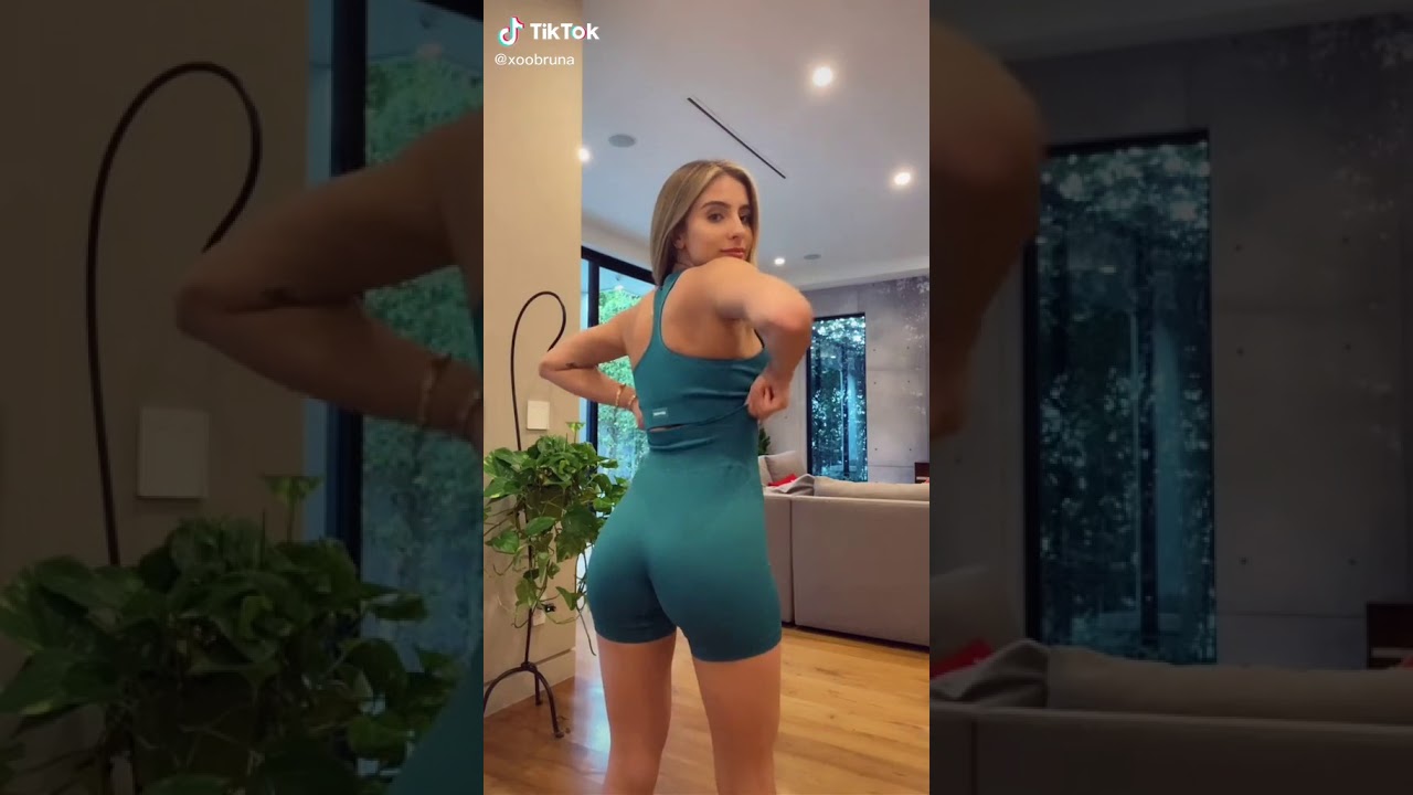 hot beautiful girl ass spanking video viral