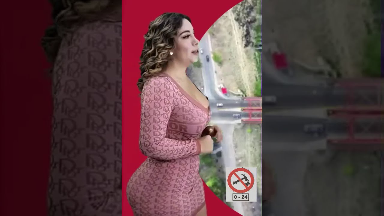 Arely Hernandez - mini dress bombe curves