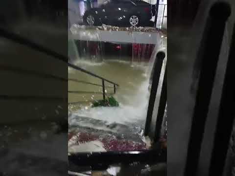 İstanbul Başakşehir'de Sel Felaketi  - Depozito Alışveriş Merkezi 