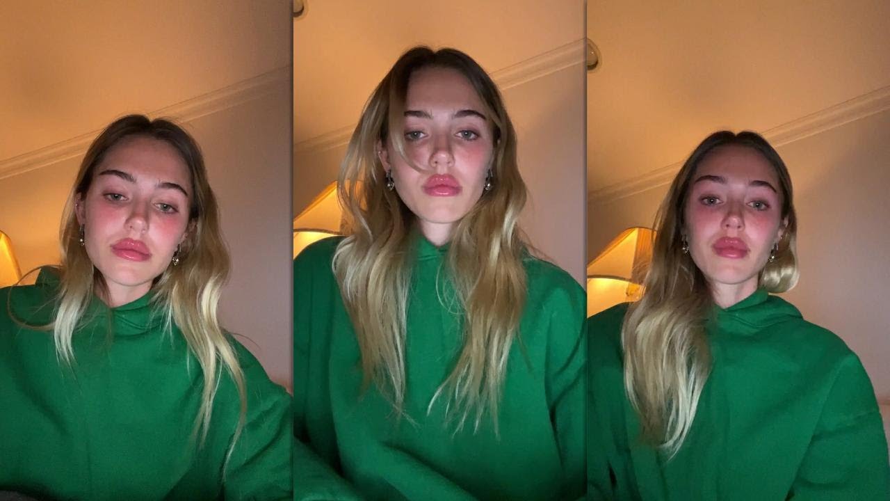 Delilah Belle Hamlin | Instagram Live Stream | 2 November 2021