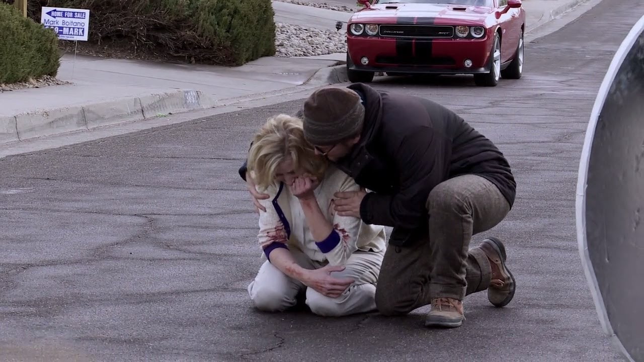 Breaking Bad: Anna Gunn | A difficult scene in 