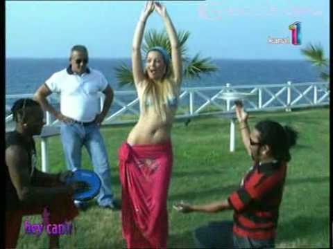 petek dinçöz bikinili show