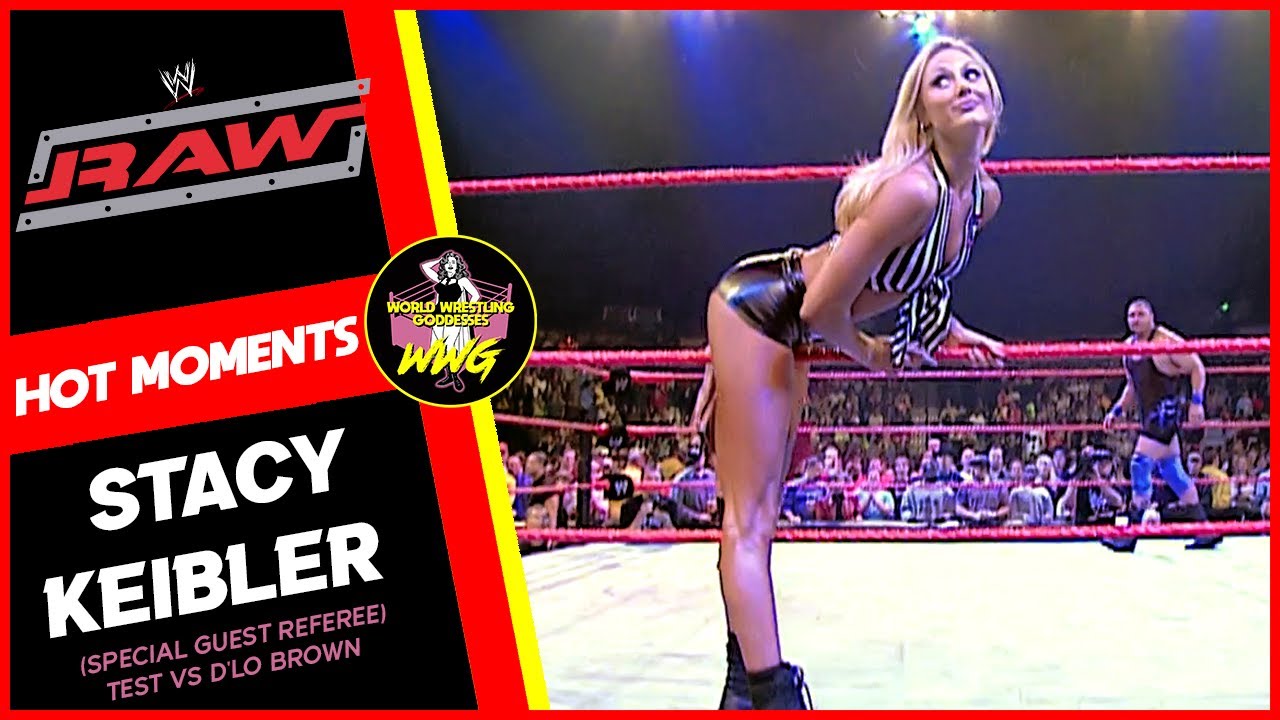 stacy keıbler (special guest referee - test vs d'lo brown) hot moments | monday night raw 10.21.02