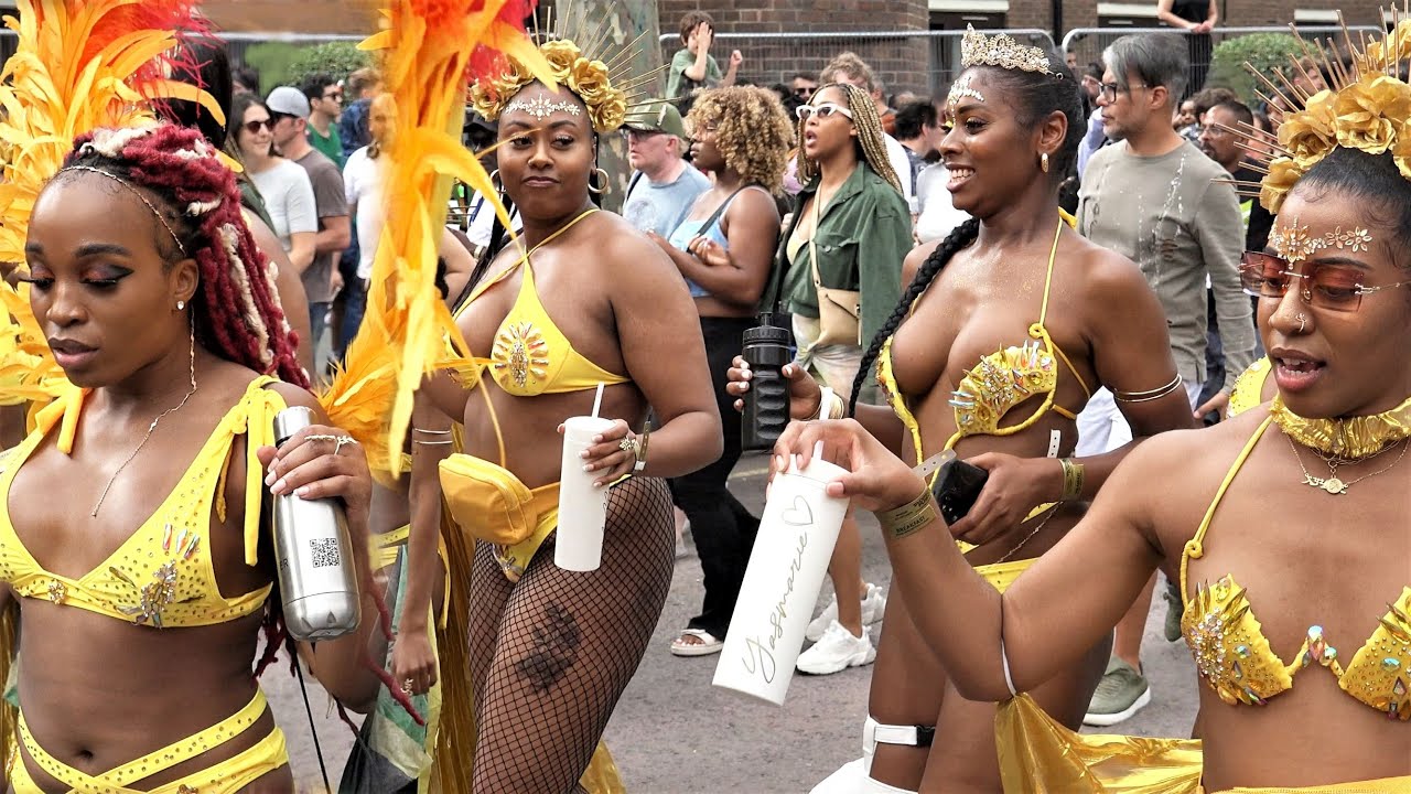 Notting Hill Carnival 2022 : London UK : Time to Party : Street Festival -Tropical Fusion Floats +