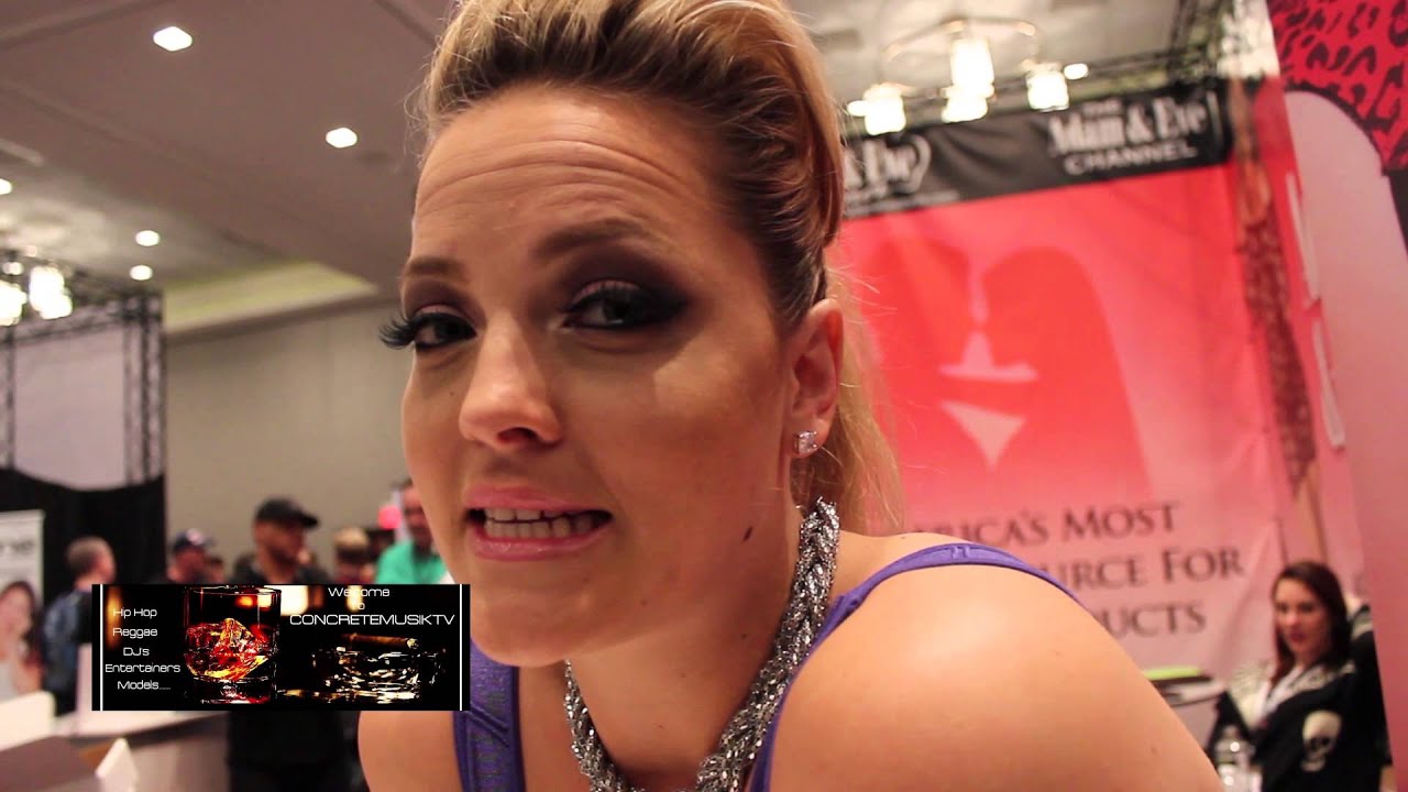 ALEXIS TEXAS INTERVIEW FROM AEE 2014