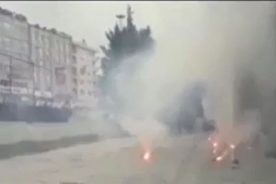 istanbul'da taraftarlar belediye binasına saldırdı
